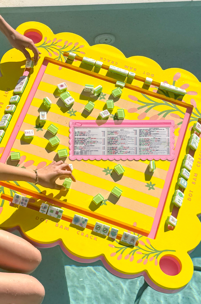 Splash-Proof Mahjong Card Holder for Pool Mahjong - Pink Scallops (preorder)
